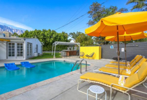 Palm Springs Pool Bungalow